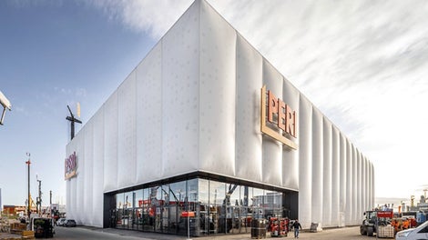 En bauma, PERI presentará innovaciones para un futuro seguro y sostenible en la industria de la construcción con el lema «Estamos dando forma al futuro con usted». El experto en encofrados y andamios se encuentra en el recinto norte al aire libre (stand FN 718). <br/><br/>(Foto: PERI SE) 