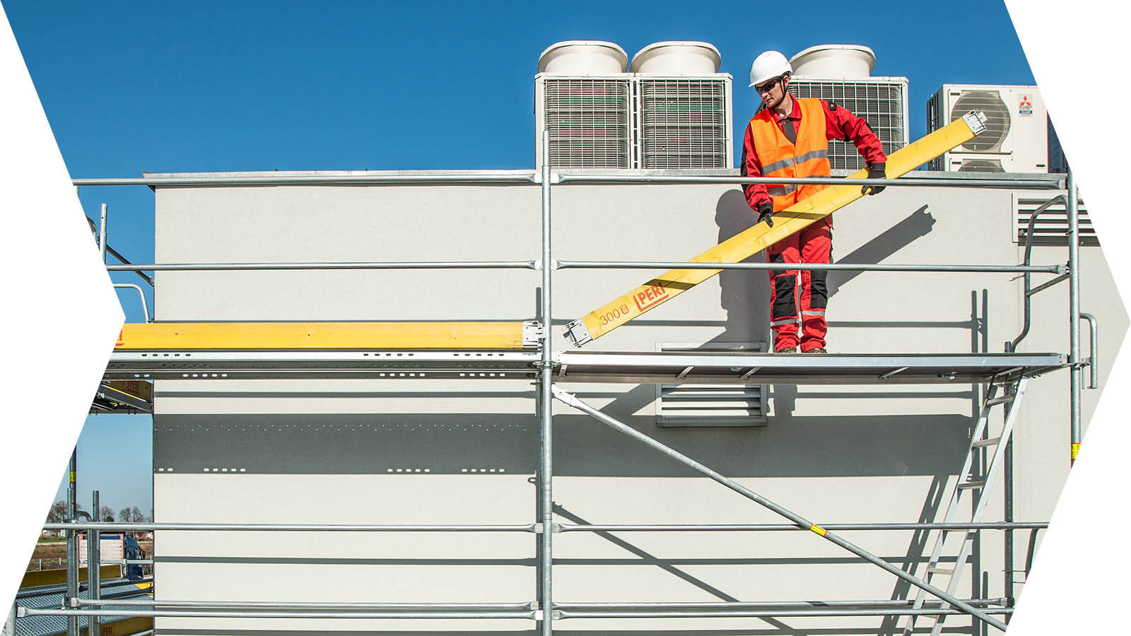 Niewielki ciężar elementów konstrukcyjnych PERI UP Easy uzyskano między innymi poprzez zastosowanie stali o wysokiej wytrzymałości oraz detale konstrukcyjne np.: rygle poprzeczne o przekroju rury prostokątnej.<br/>