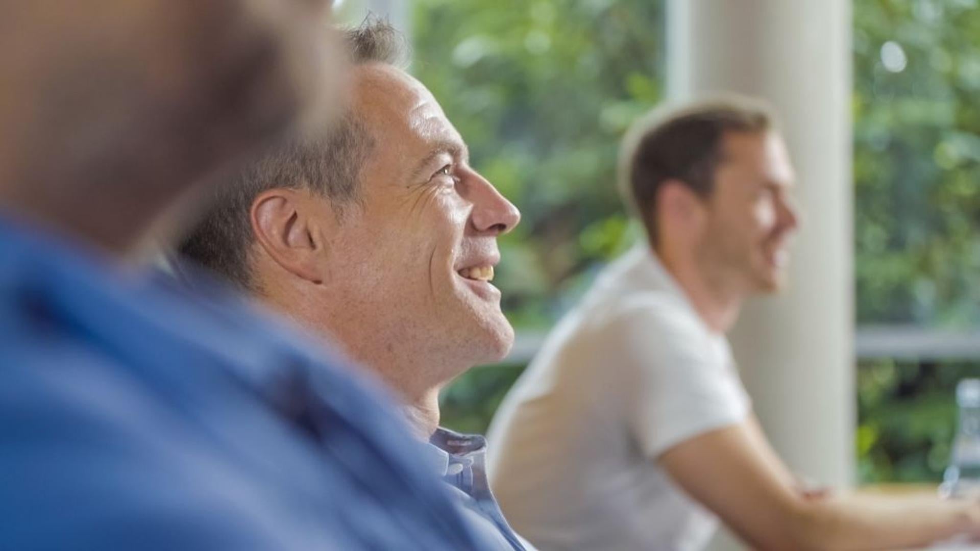 Über die Teilnahme an kostenlosen Online Seminaren oder Produktschulungen im PERI Ausbildungszentrum können Sie sich theoretisches und praktisches Know-how im Umgang mit den VARIOKIT Bauteilen aneignen. Sie erhalten die Möglichkeit, die Anwendungen aus nächster Nähe kennenzulernen und gegebenenfalls selbst zu montieren.