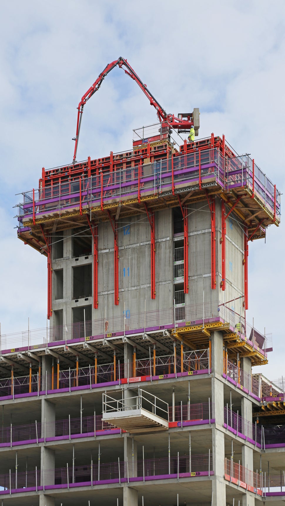 RCS solution reduced crane dependency which proved advantageous during windy weather conditions