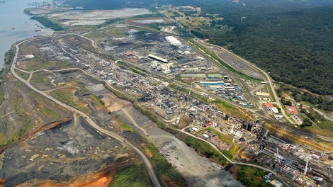 The Miraflores lock system on the Pacific coast is around 1.8 km long and lifts the vessels using three chambers to a height of 26 m above sea level.<br/>(Photo: ACP)