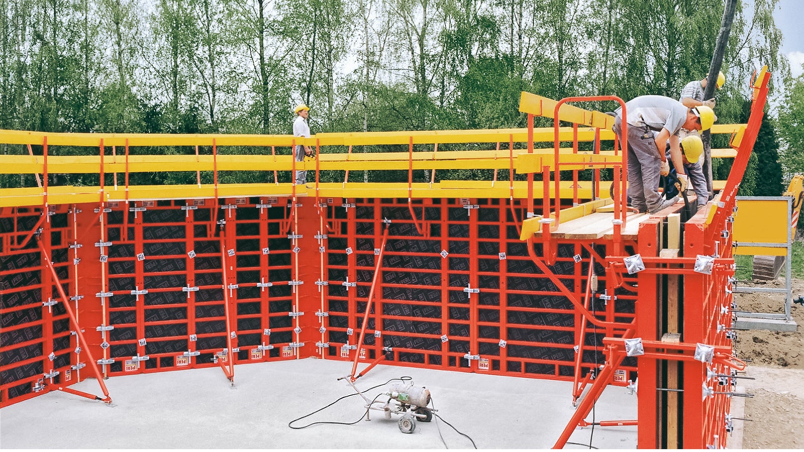 TRIO - deskowanie ścienne