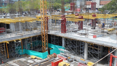 El sistema de torres de carga PERI UP Flex permite modular torres desde 25cm hasta 3.0m, garantizando en todo momento la optimización de uso de material, tanto por capacidad de carga como por espacio disponible en obra. 