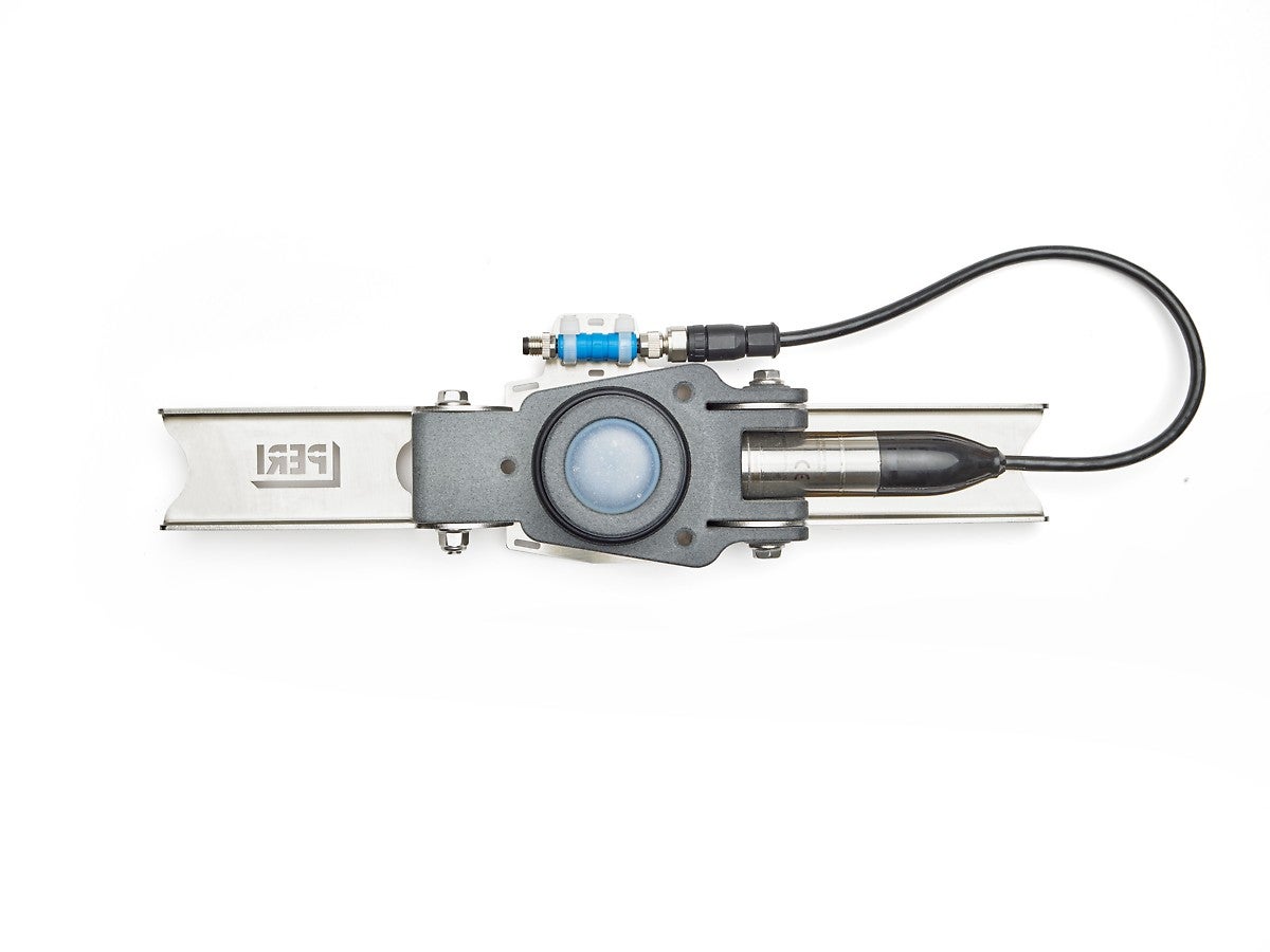 Accurately measure fresh concrete pressure with the PREMO sensor on site.