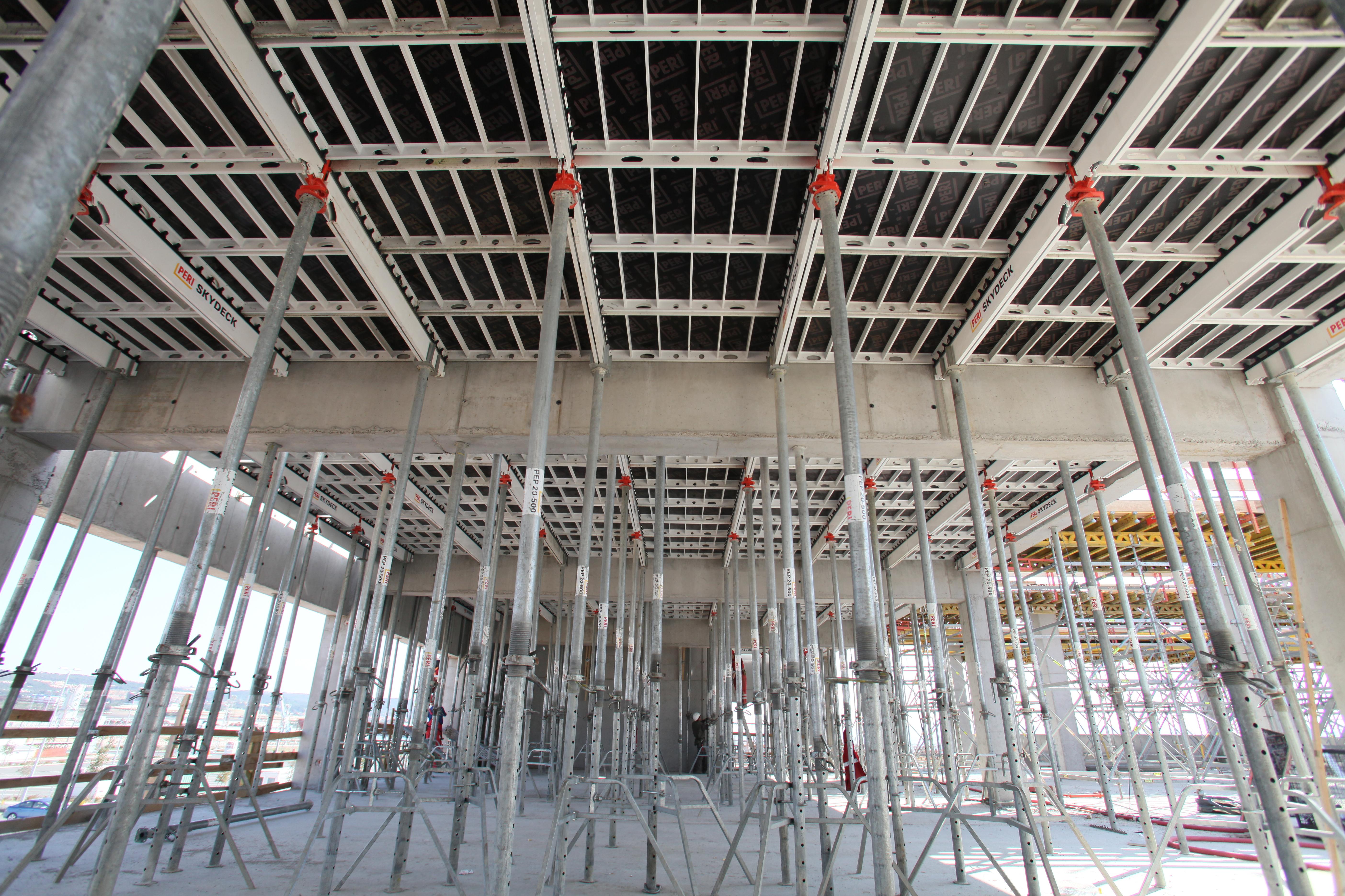 SKYDECK stropna oplata