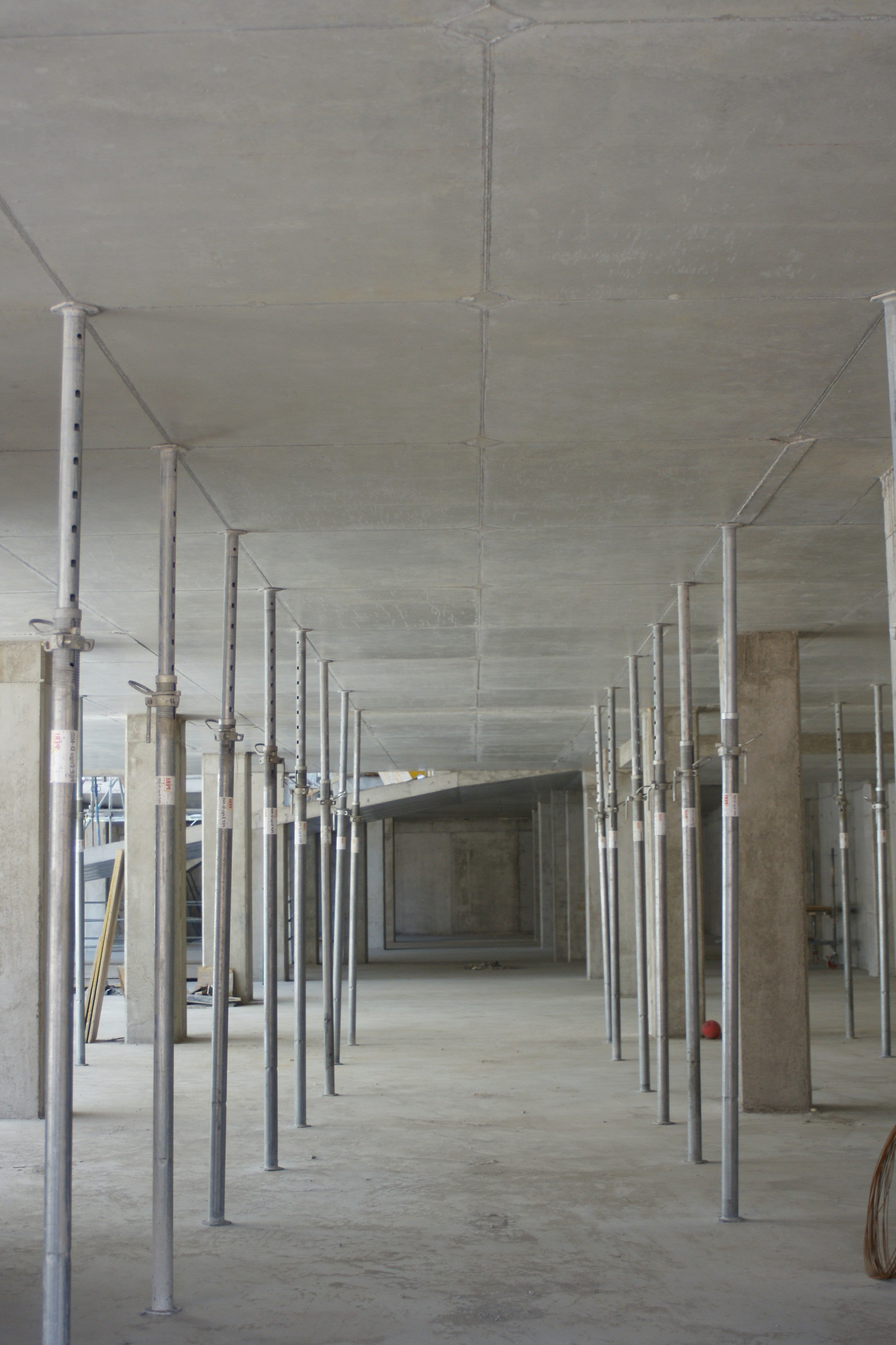 Acabados que disminuyen el trabajo después de desencofrar