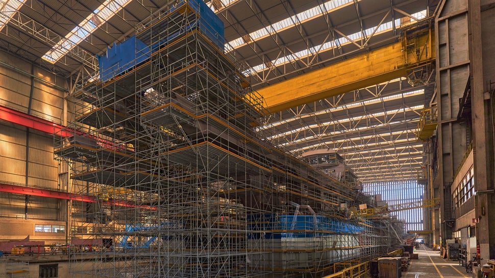 Optimaal inzetbaar op scheepswerven.<br/><br/>(Foto's: Infra Communicatie)