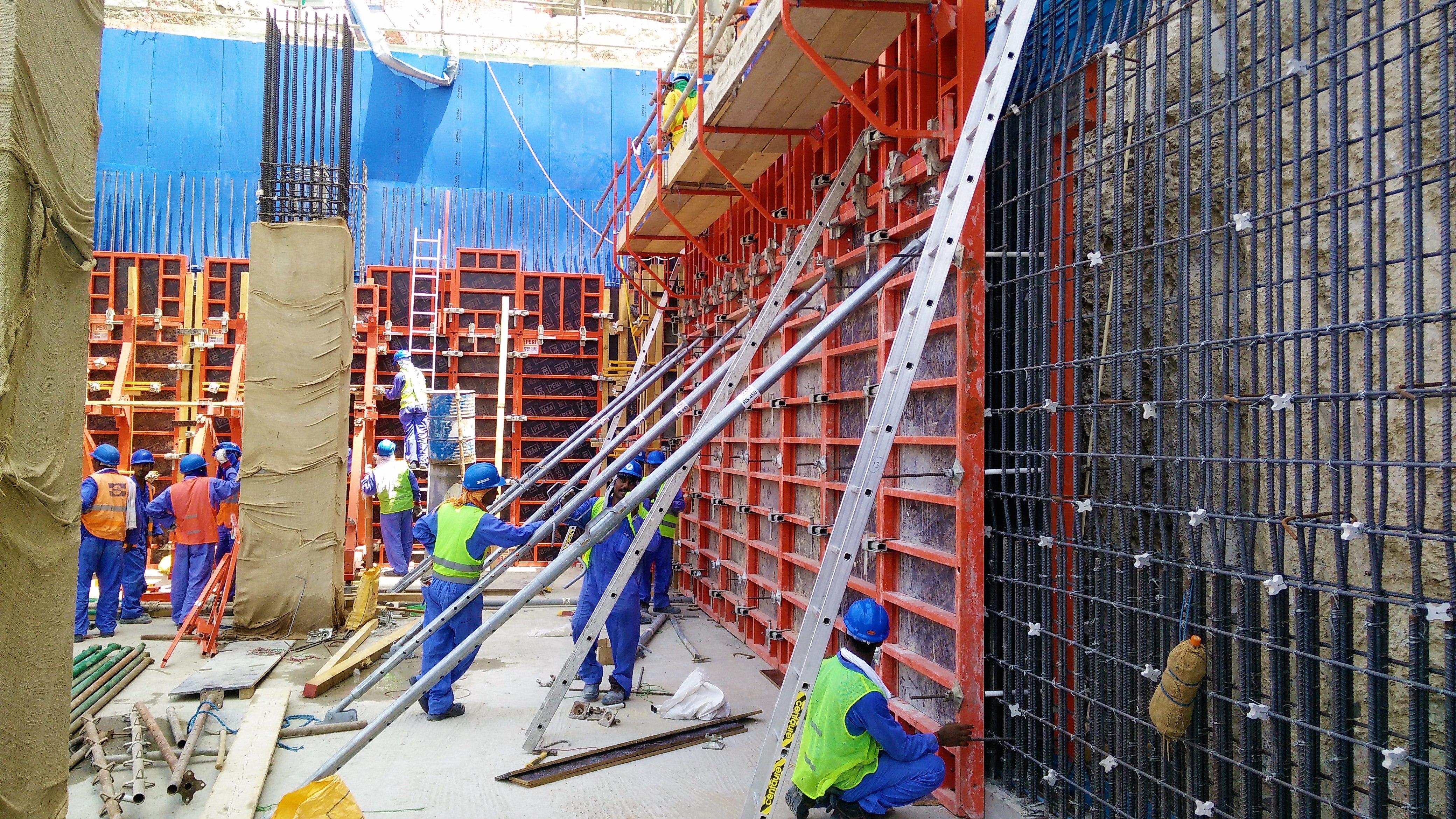 The TRIO panel system has few different components, in particular the BFD alignment coupler which can be operated using one-hand, ensures quick and easy forming operations.