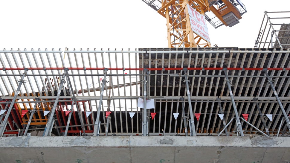 High-rise Hotels &amp; Residences at Pathumwan, Bangkok