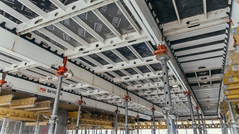 Budowa kompleksu mieszkalno-usługowego "Nad Odrą" w Szczecinie przy ul. Celnej 4.