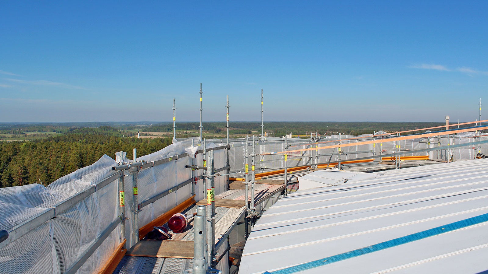 Näkymät vesitornin huipuilta Hyvinkään ylle.