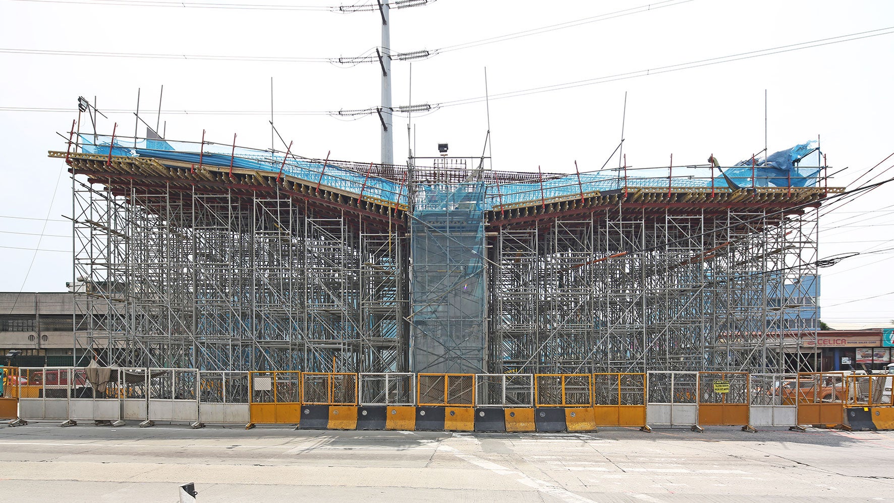 The Metro Manila Skyway Stage 3 project is an elevated express-way with a distance of about 14.82 kilometers. Linking SLEX to NLEX, the South Expressway(SLEX) with the North Expressway (NLEX), running through the heart of Manila. 