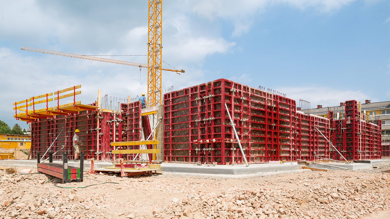 O MAXIMO 270 e o MAXIMO 330 complementaram-se perfeitamente e, graças à Tecnologia MX Tie, proporcionaram operações de economia de tempo de um lado.