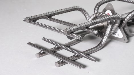 Nodrošina bīdes spēku pārnesi izplešanās šuvēs