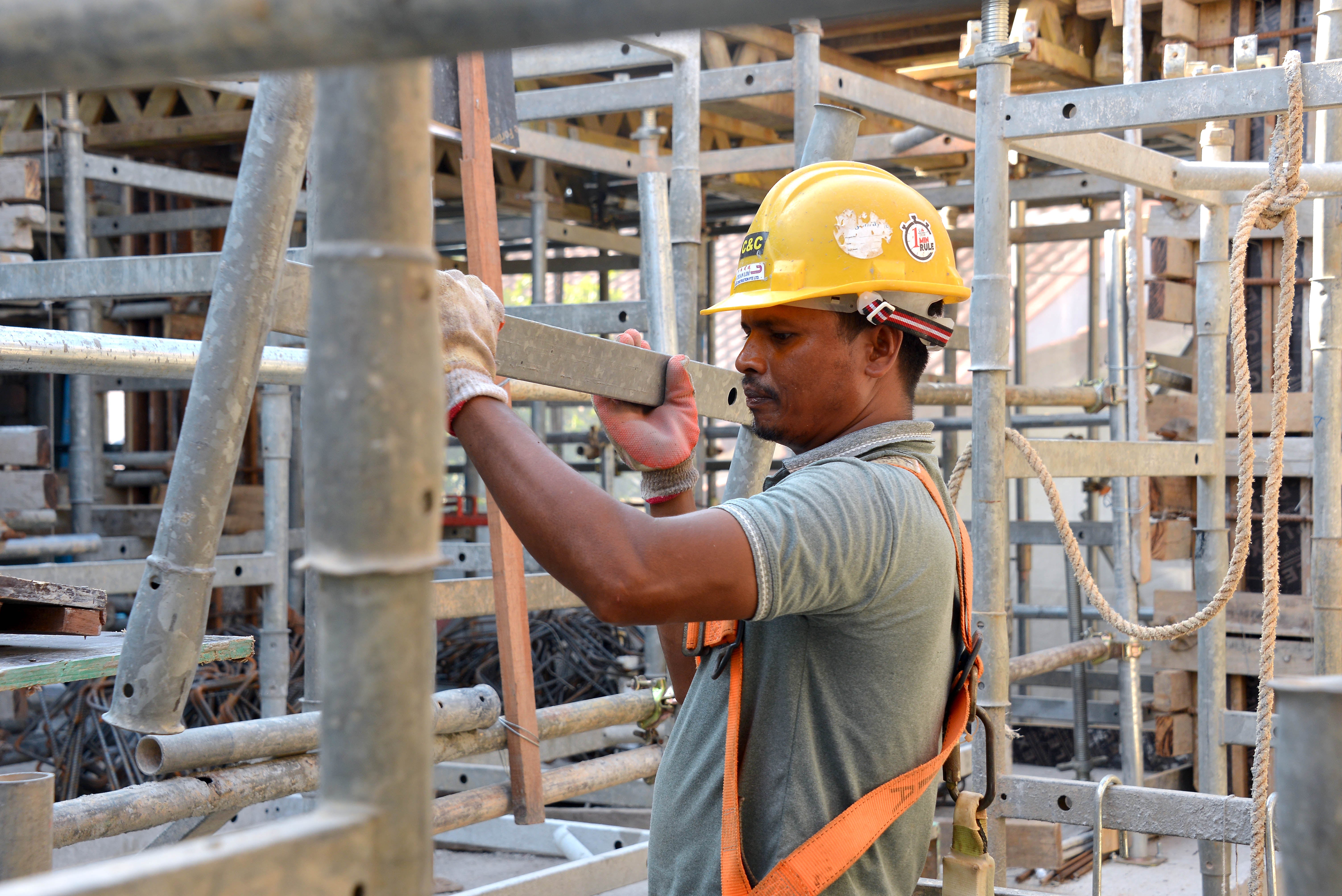 With only 5 system components, ST 100 is intuitive to assemble