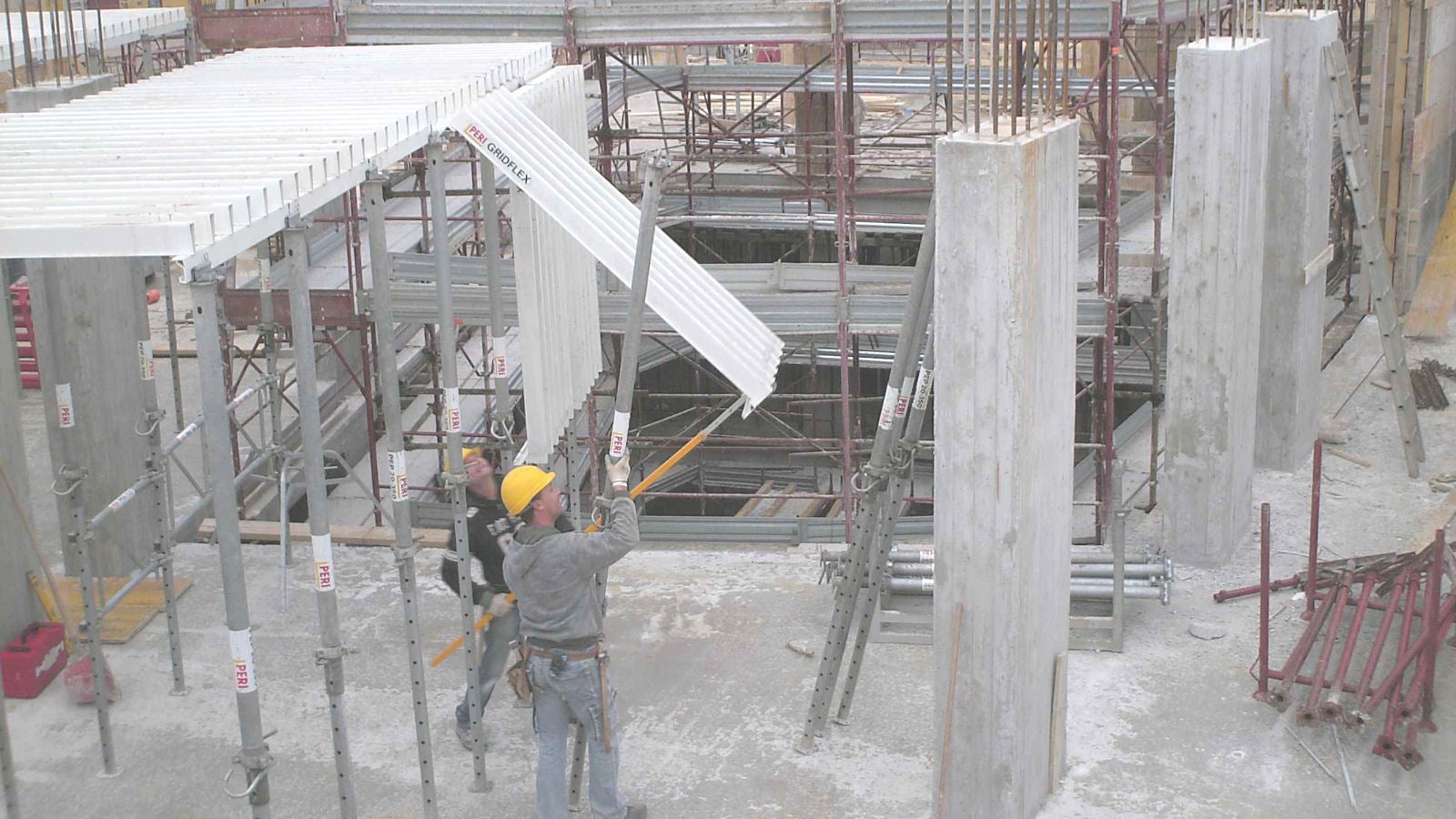 Per il nuovo polo logistico dedicato allo sviluppo economico della città di Foggia è stata scelta la cassaforma a graticcio per solai GRIDFLEX