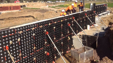 DUO was perfect solution for this project to form the walls quickly. 