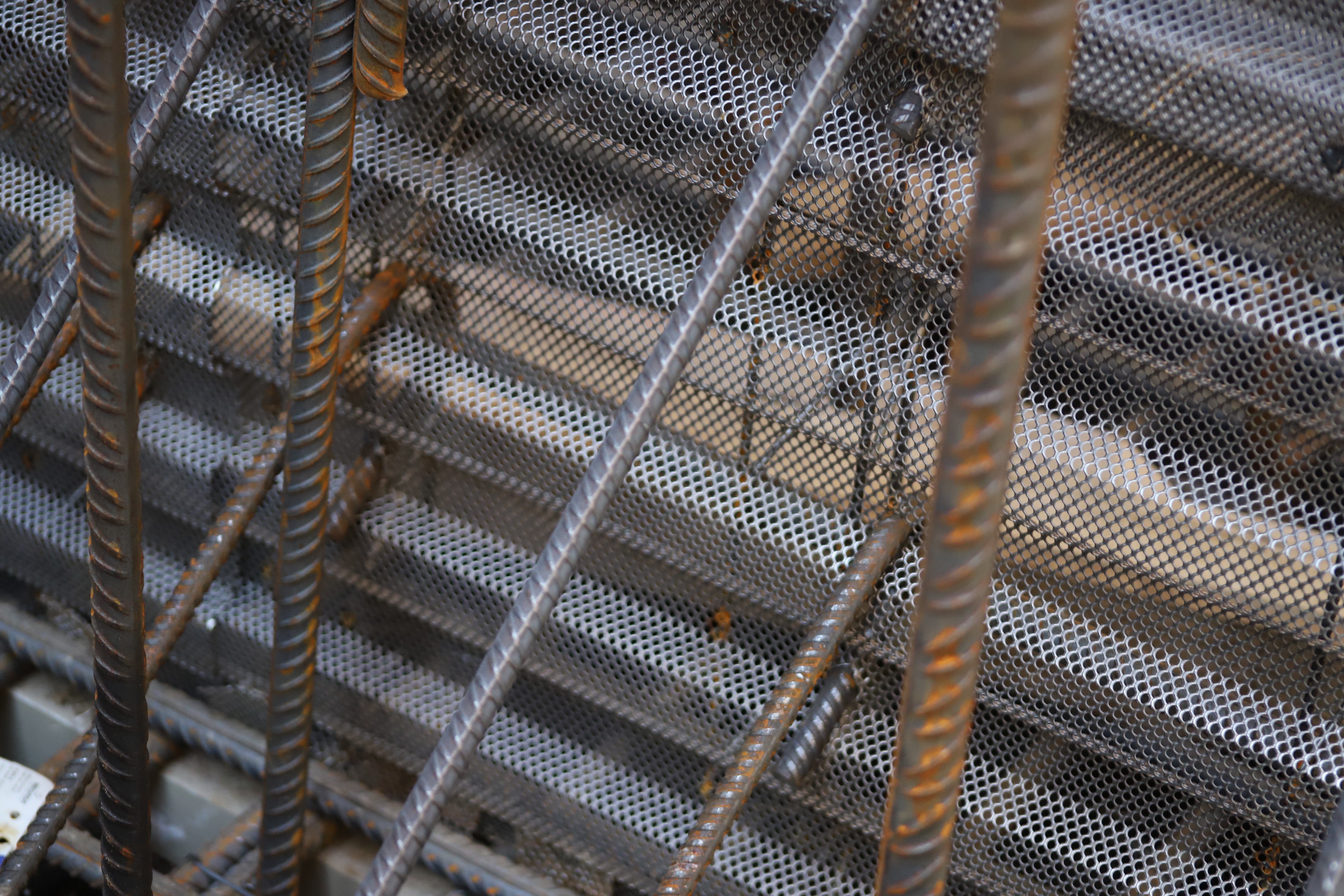 With limited time and space to build timber shuttering, John F Hunt were looking for a more efficient solution to speed up the concreting process and conserve space on site.