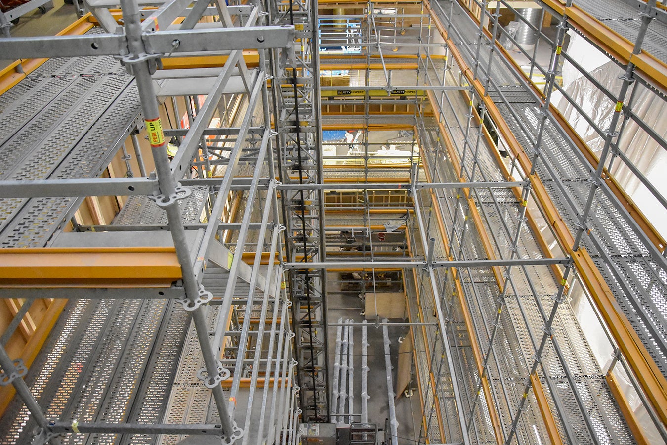 Dekkereis i PERI UP for påskjøt av dekker