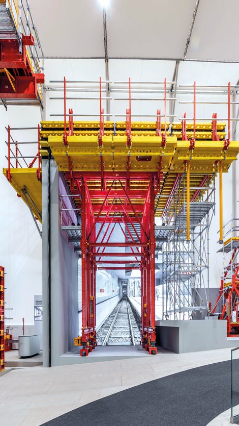 Mezi 100 exponáty bylo představeno nové bednění MAXIMO s povrchovou úpravou PERIskin