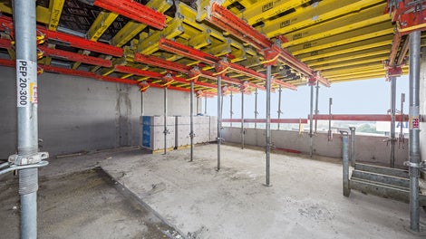 Aufgedoppelte Randtische sorgten für die Herstellung der Geschossdecken inklusive der umlaufenden Randunterzüge.