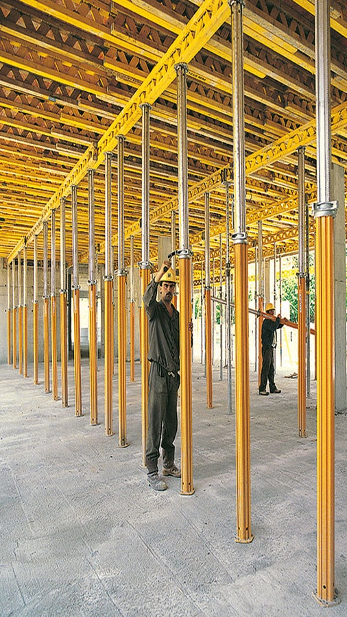 Con el PERI MULTIPROP, la alta reacción de apoyo permitida GT 24 de 28 kN también se puede utilizar con longitudes de extensión máximas.<br/>