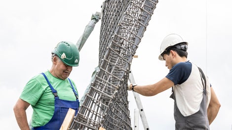 The new construction method is particularly suitable for the production of sophisticated molds for structural and civil engineering in customized concrete structures.