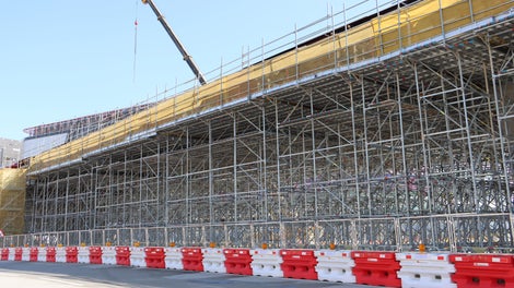 With a permissible load of up to 100 kN per leg, the PERI PS100 shoring system is an ideal choice for any type of infrastructure project