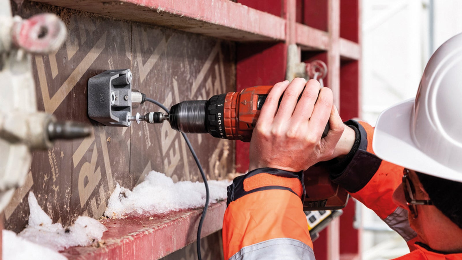 The PERI InSite Construction (ISC) Pressure Monitoring Set has won the Product Innovation of the Year Award at the British Construction Industry Awards (BCIA)