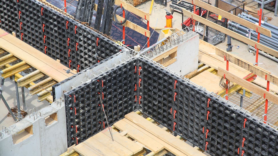 Multiflex mit DUO Wandschalung