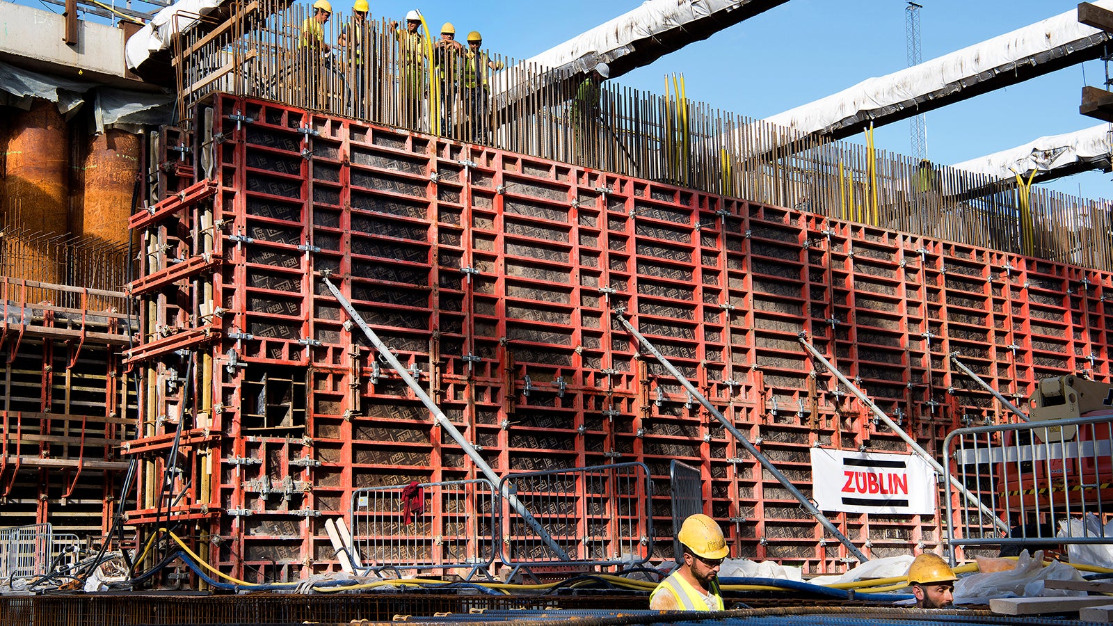 540 m² TRIO väggform används för innerväggarna