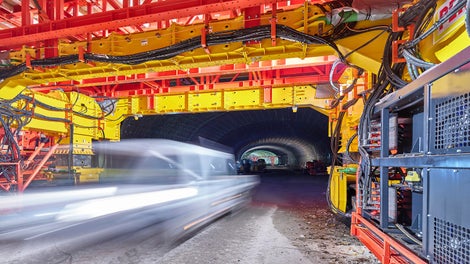 Special steel formwork carriage | Passage