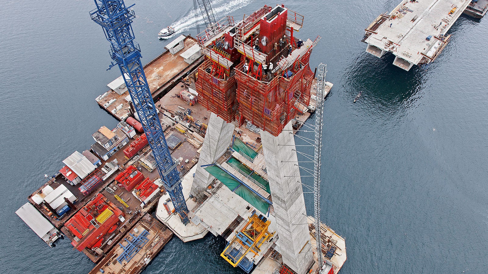 The Lekki Ikoyi Bridge in Lagos is the first cable-stay bridge in Nigeria.