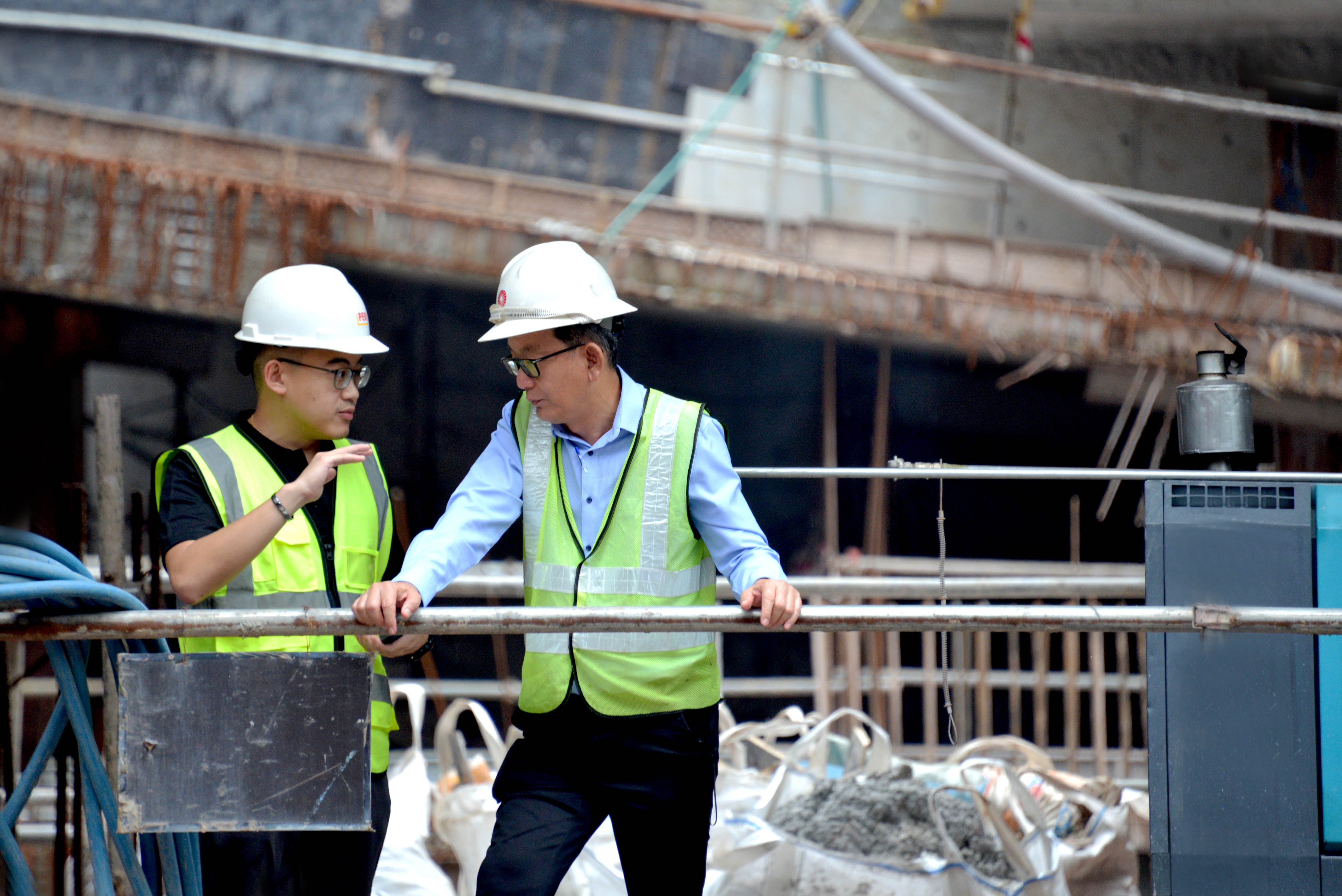 PERI Singapore take pride in project planning and material delivery, ensuring smooth site execution with minimal disruptions