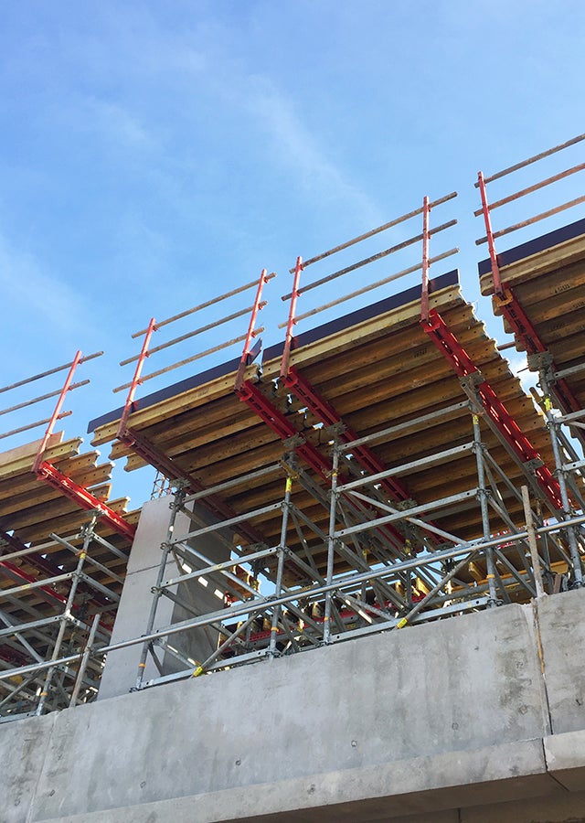 Another view of PERI UP Rosett were spotted at the top of the building.