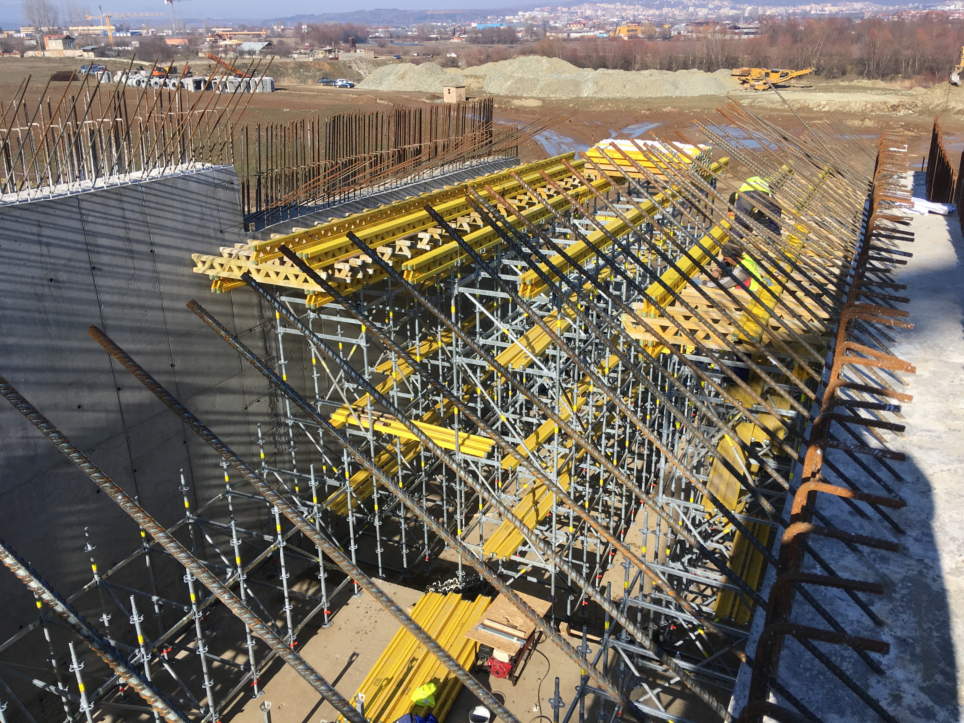 Кофриране плоча, Съоръжение от АМ „Струма“ Лот 3.1 