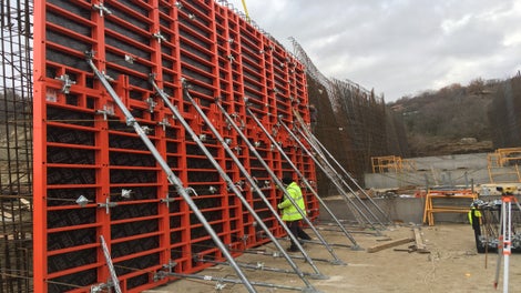 Кофриране стени, Съоръжение от АМ „Струма“ Лот 3.1 