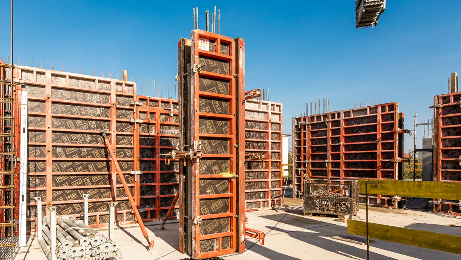 TRIO - deskowanie ścienne