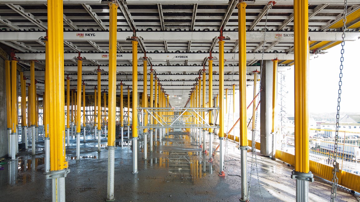 SDU Kolding - SKYDECK understøttet med MULTIPROPPER