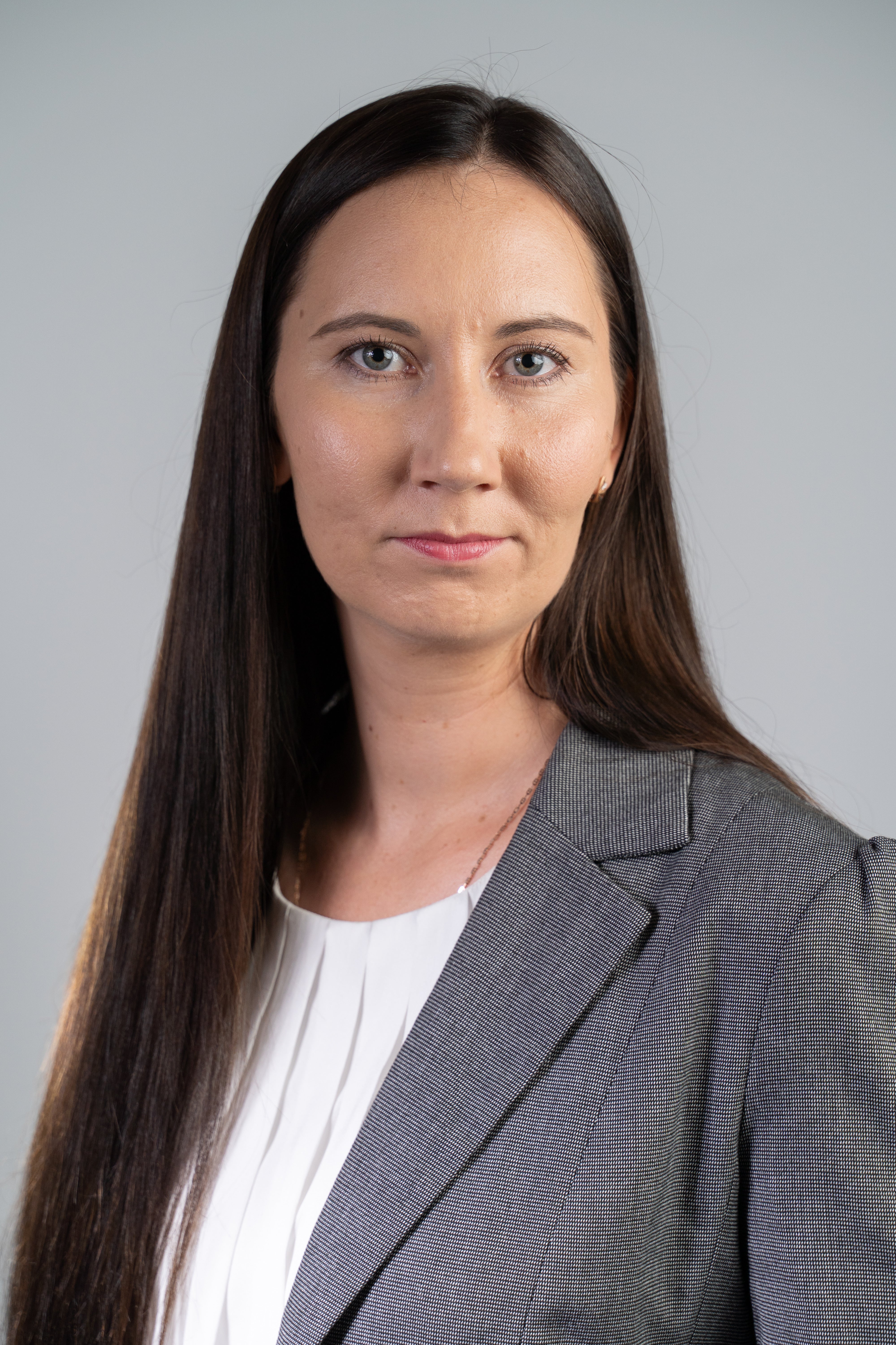 Tālr. 28610917, 67134111<br/>e-pasts: Anna.Halcicka@peri.lv