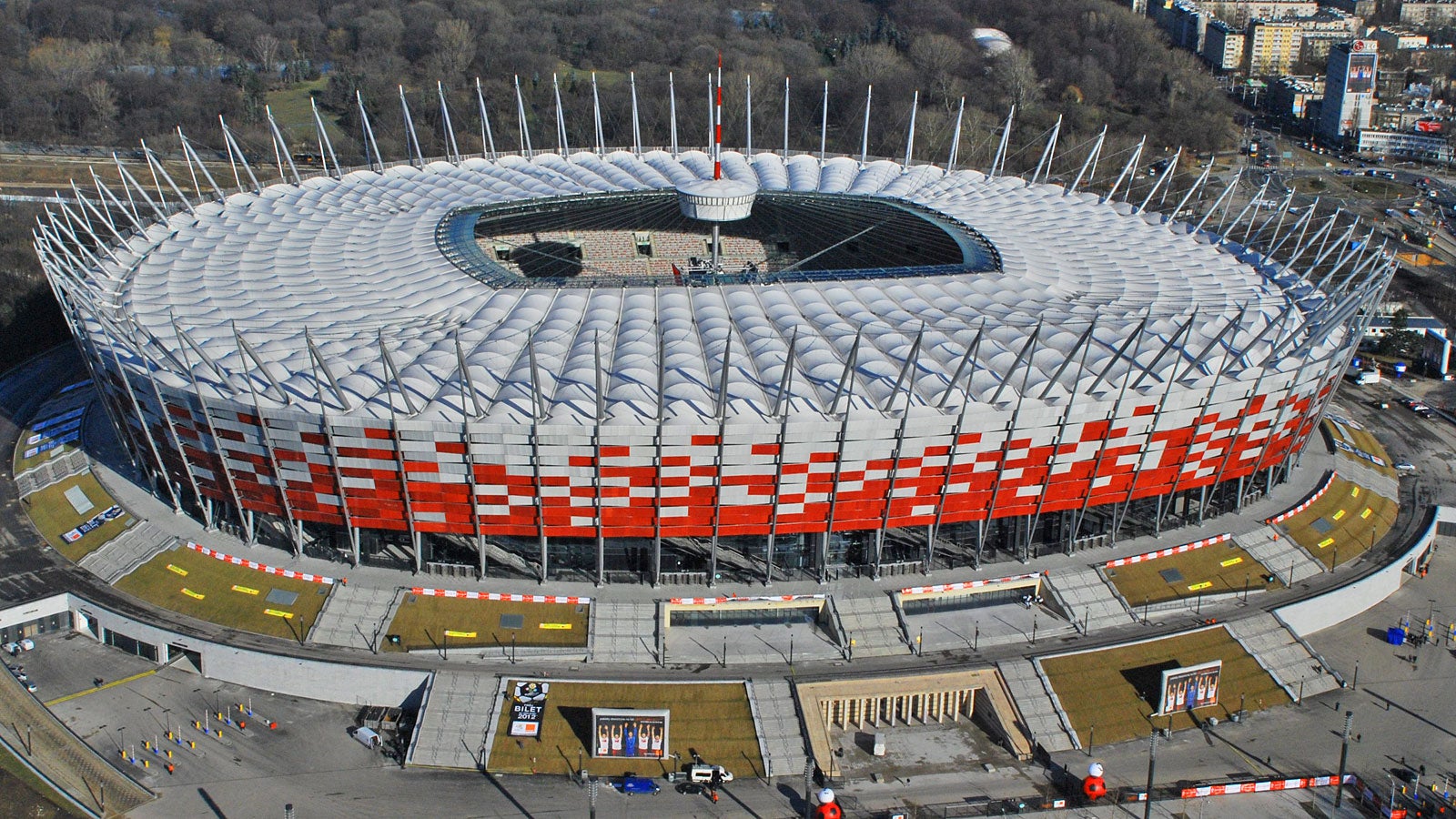 Over 55,000 spectators could watch the opening match between the host, Poland, and Greece in the newly erected Warsaw National Stadium.