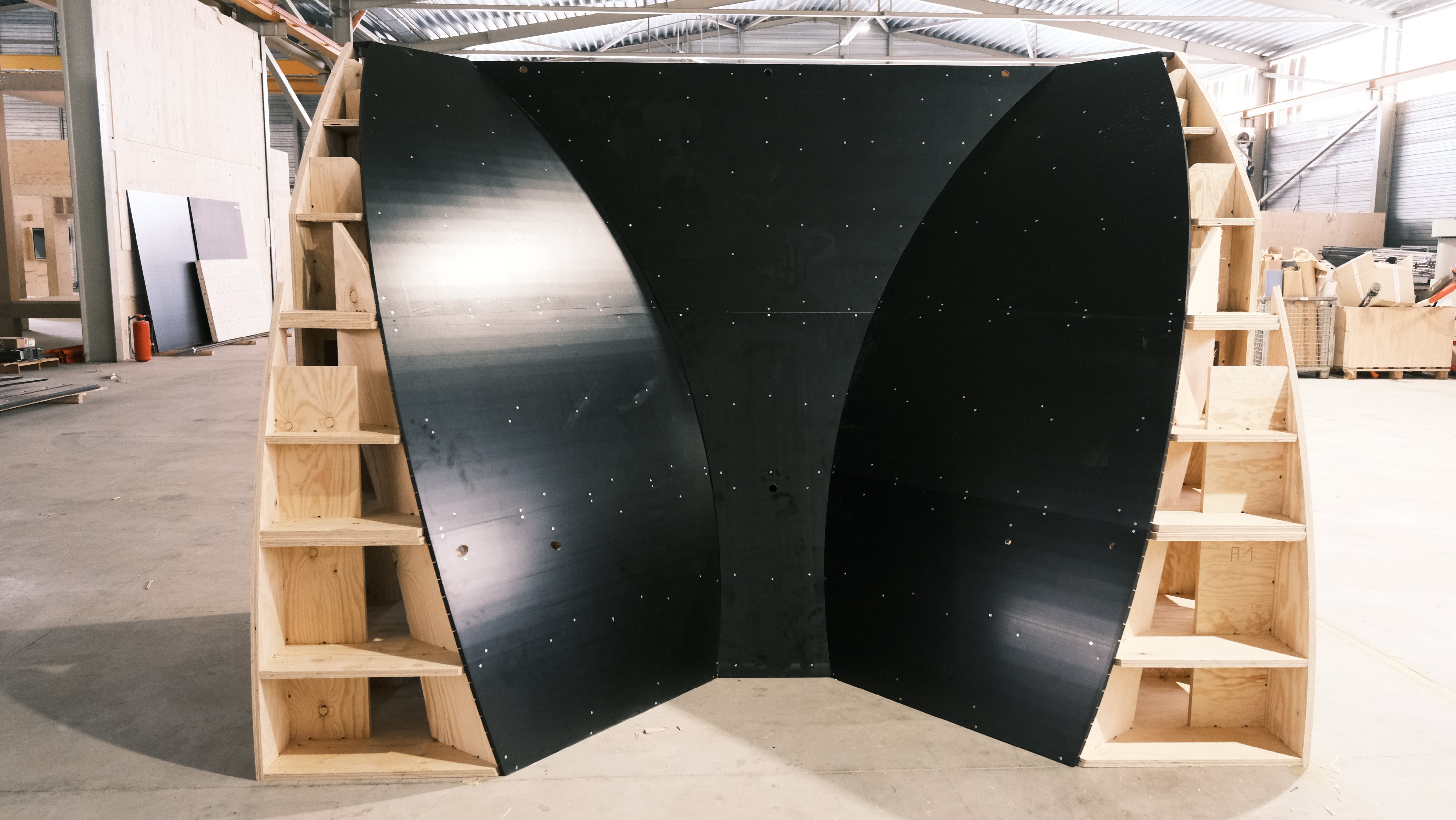 Forma senza limiti. Costruito con efficienza.
