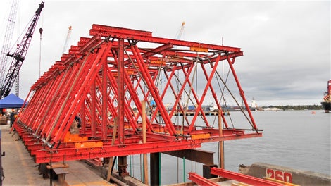 La facilidad de montaje de nuestro sistema VARIOKIT, permitió a nuestro cliente un rápido avance en la reconstrucción del muelle.