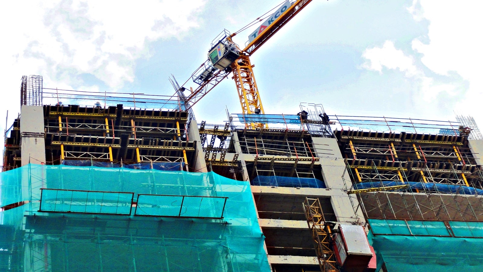 The efficient combination of the MULTI PROP Slab Table and BR Climbing for a reasonable formwork solution