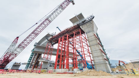 18m high VST towers were erected on site for F3 end span