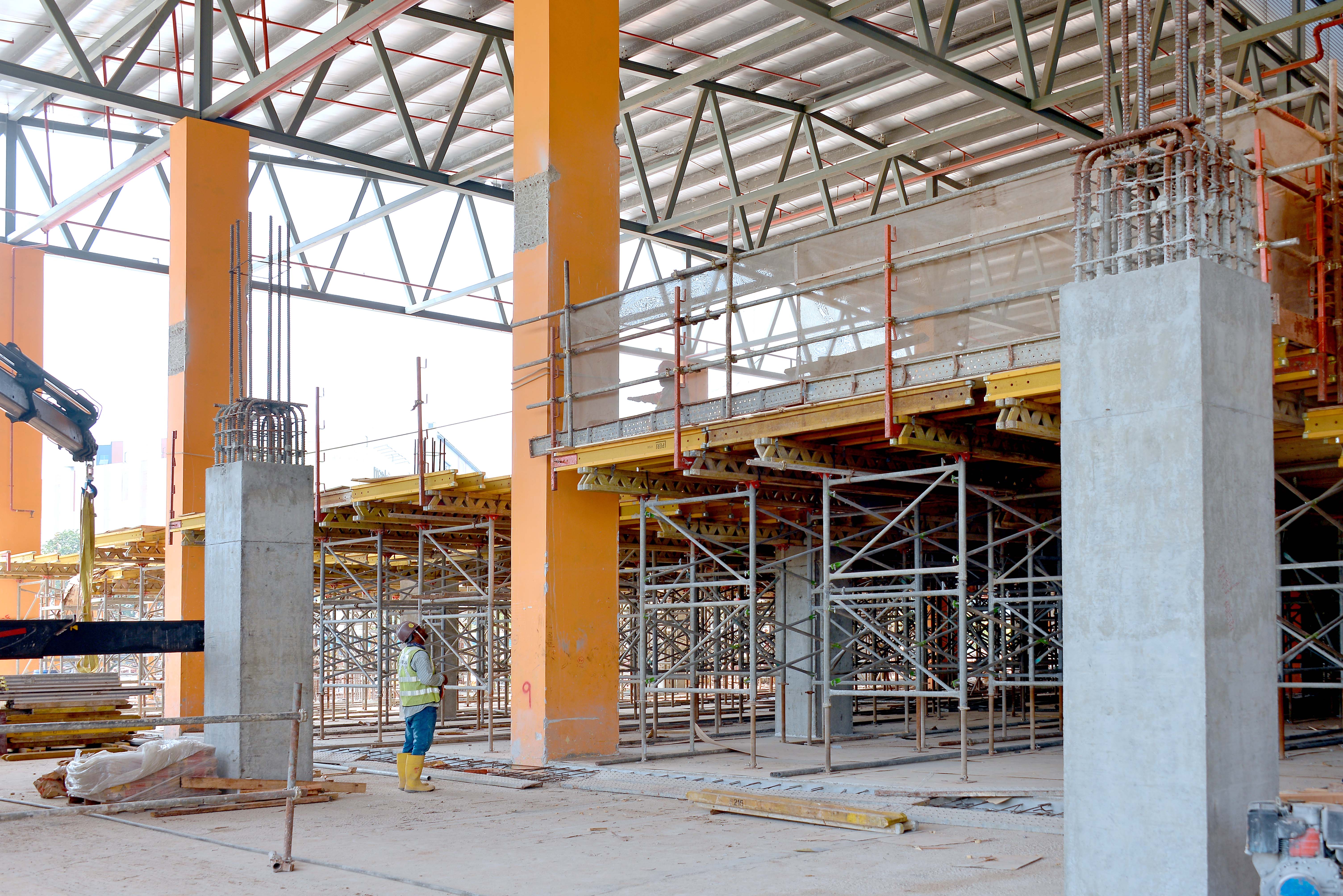 2meters diagonal bracing was utilized to maximize the capacity of the PD8 frames