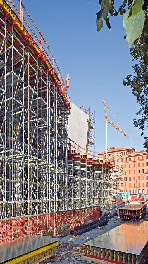 PERI UP shoring is used for great heights in the form of individual towers, as main beam areas or spatial supporting formwork.