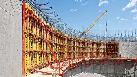 Radijusi RUNDFLEX elemenata podešavaju se putem navoja. Modifikacije, uslovljene promenljivim radijusima, se brzo izvode.