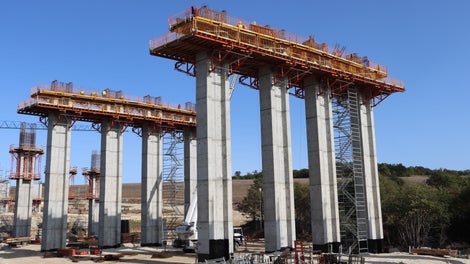 Изпълнение на връхна конструкция