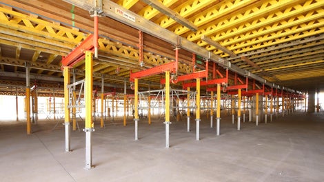 Large spans open up the working area leading to increased productivity of other trades